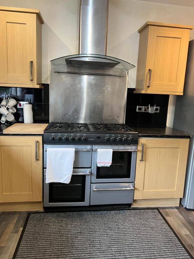4 Bed Near Airport Édimbourg