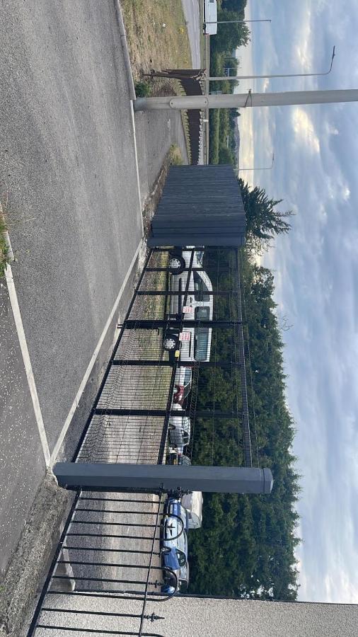 4 Bed Near Airport * Édimbourg